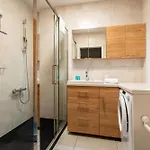 Apartamento Jasien With Garden By Bookinghost