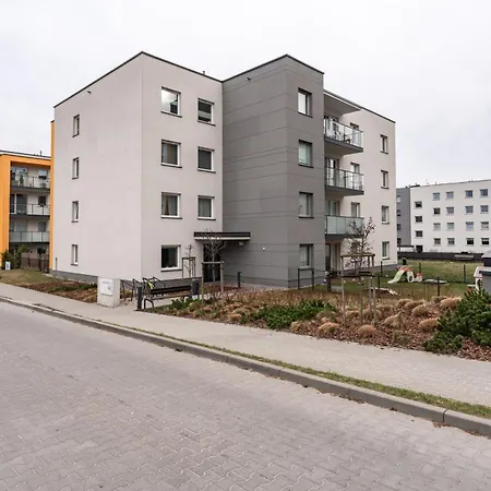 Jasien With Garden By Bookinghost Gdaňsk