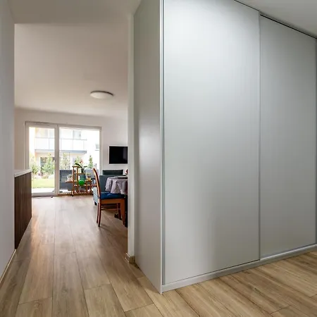 Apartamento Jasien With Garden By Bookinghost Gdańsk